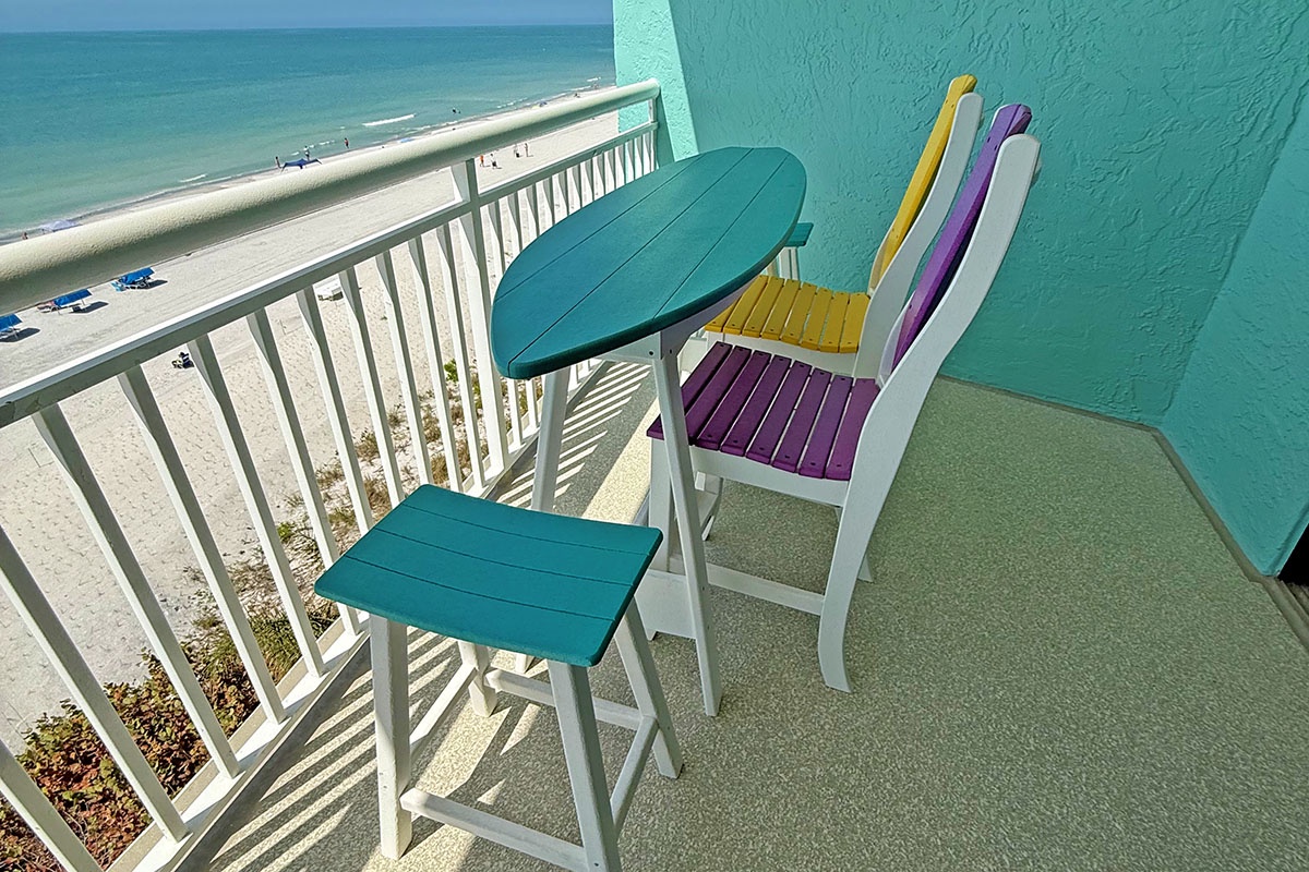 Fun balcony seating with perfect view of the beach