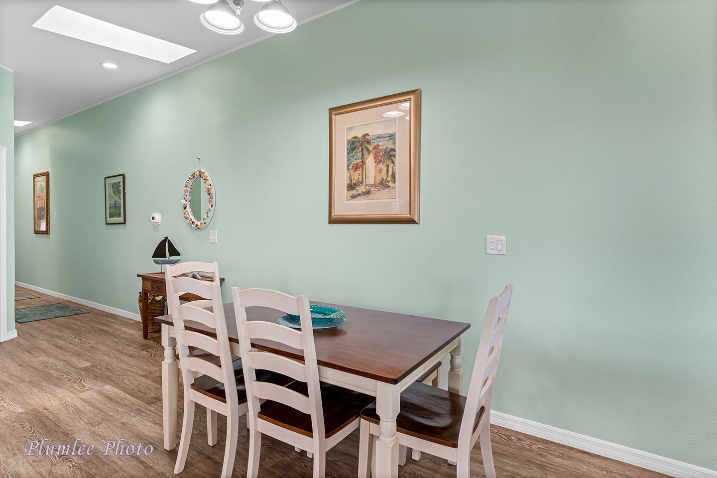 Dining area for family meals or game night!