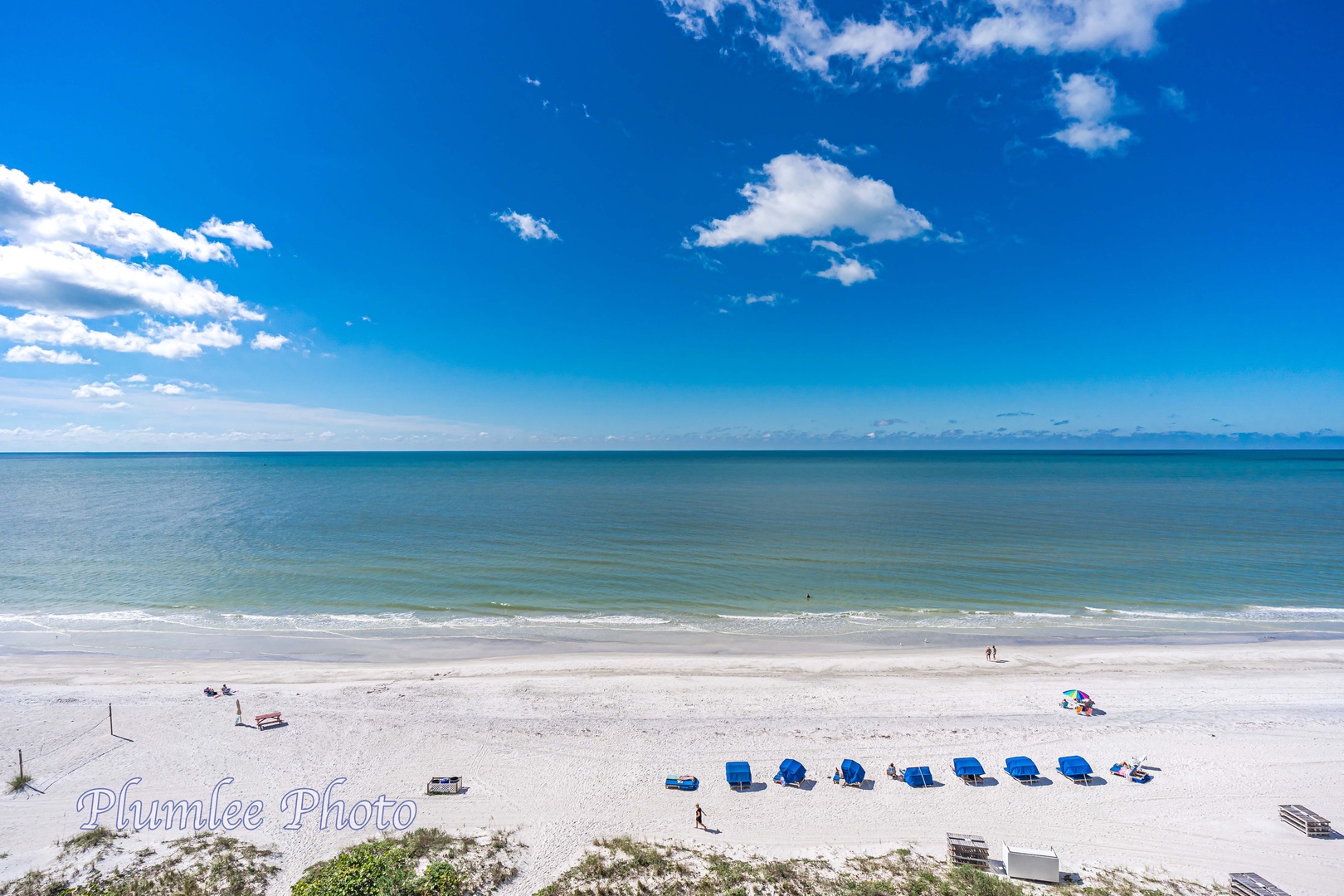 Direct Gulf front view from the balcony.