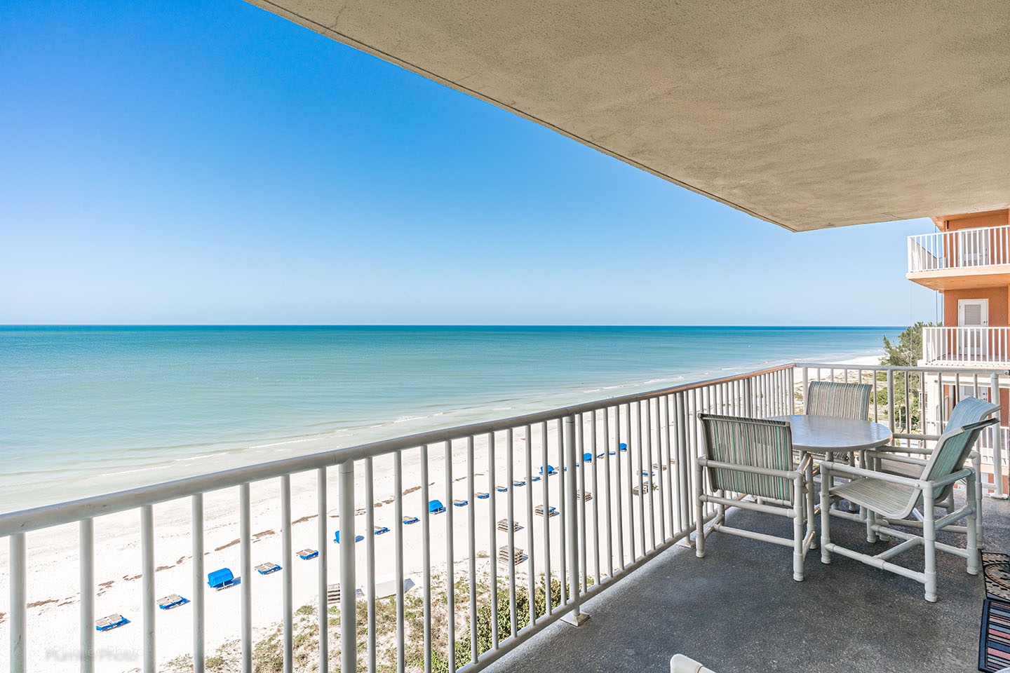 Private corner balcony