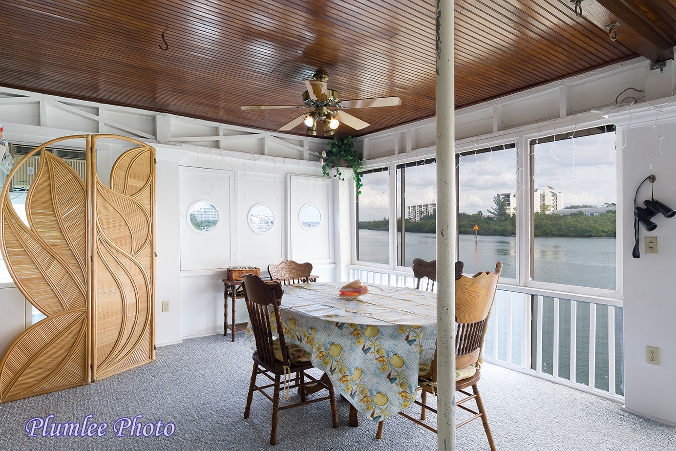 2nd Floor.  Porthole windows and a great view of the Intracoastal.