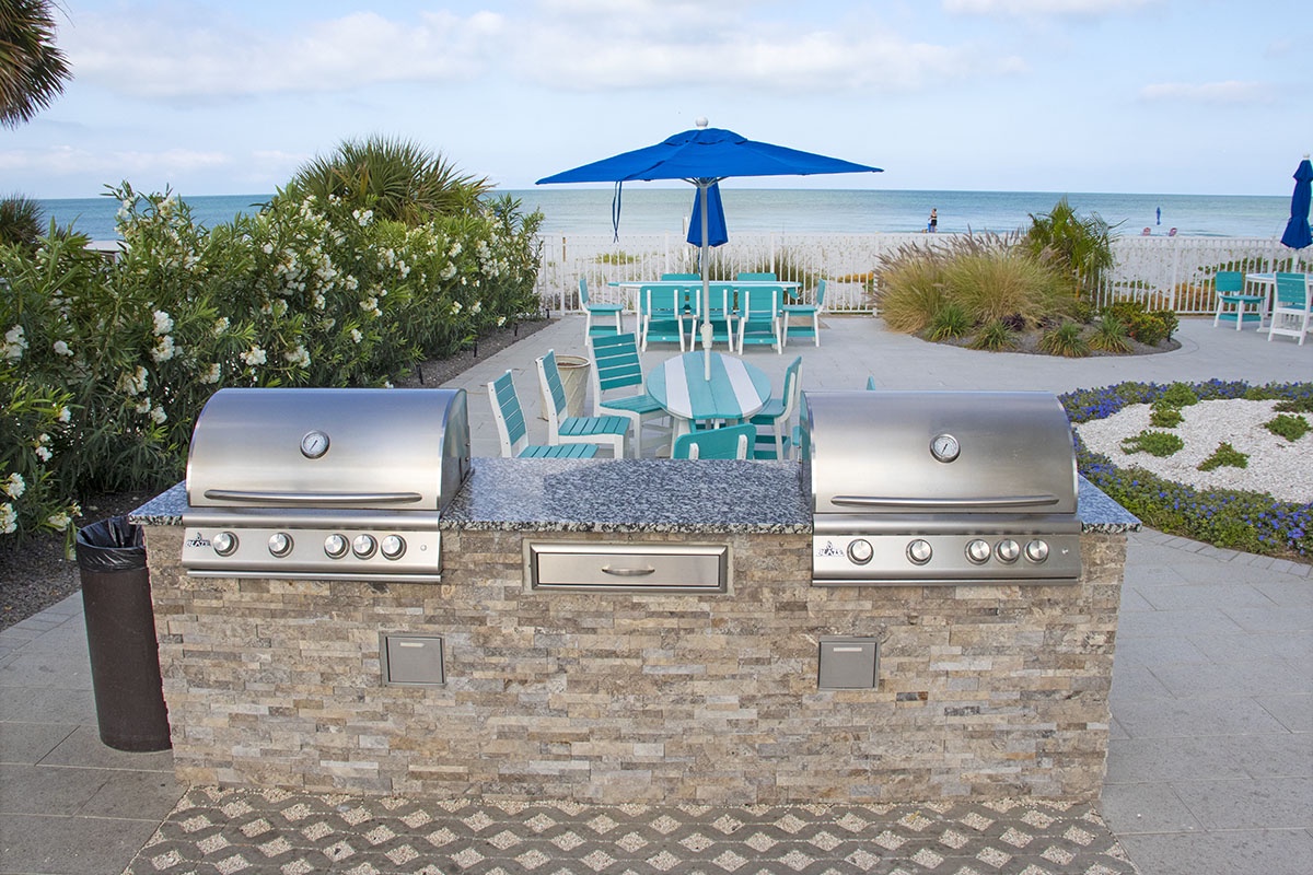 Gas grills for our guests on the Sand Castle I grounds.