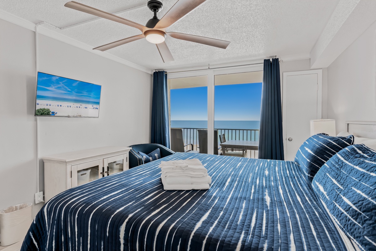 Wake up to stunning ocean views from your cozy ensuite King bedroom. Step out onto your private balcony to breathe in the sea breeze and watch the waves roll in.