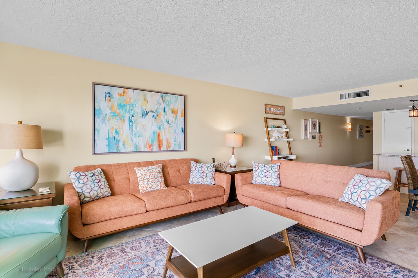 Fresh and coastal living room