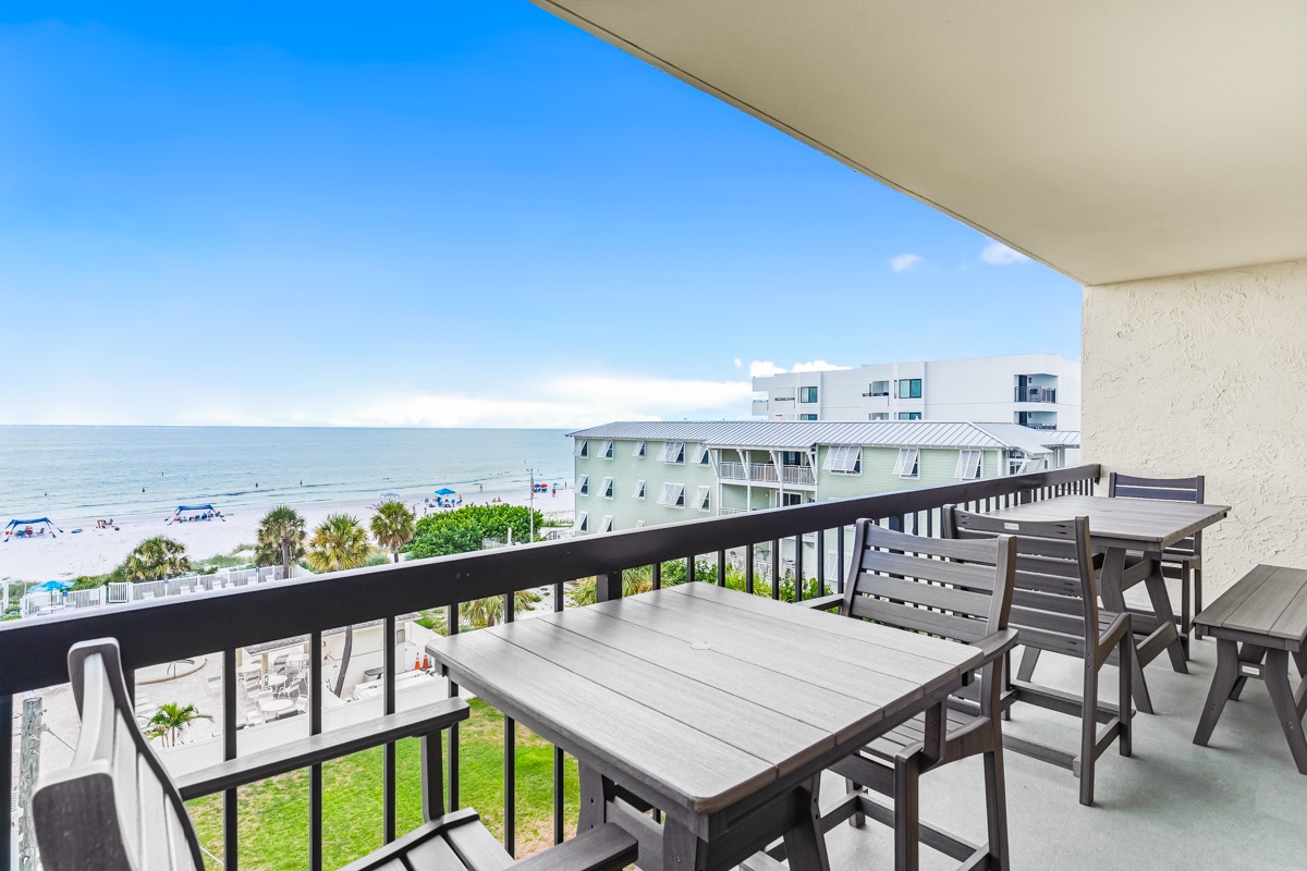 Step out onto your private balcony and breathe in the salty breeze. Watch beachgoers, soak in the coastal views, and enjoy morning coffee or sunset drinks at your outdoor table.