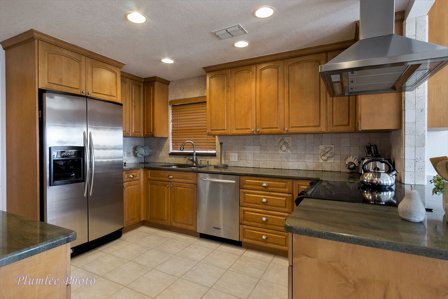 Plenty of room in the kitchen to prepare snacks for a party or a holiday meal.