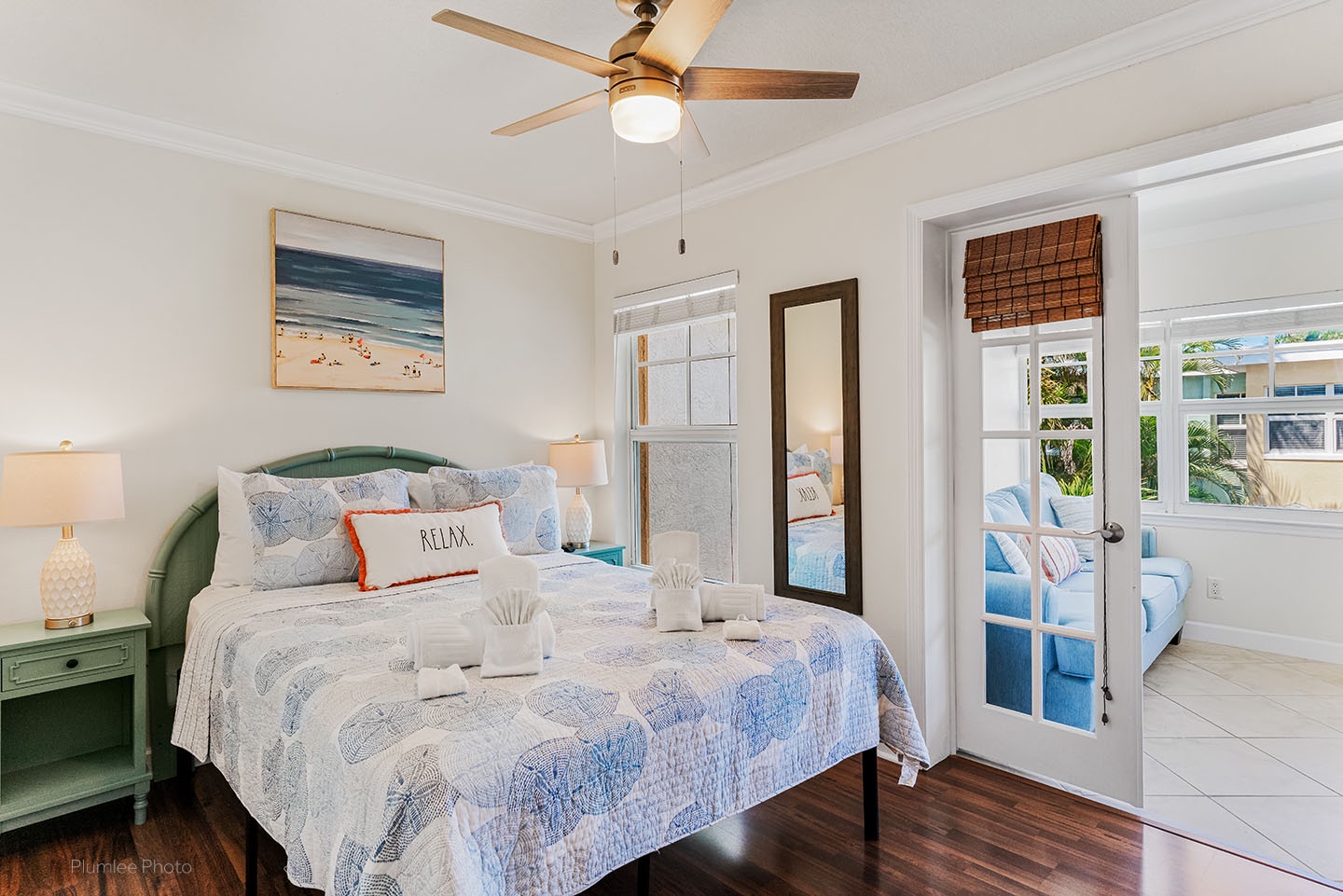 2nd bedroom, Queen, ceiling fan, smart TV