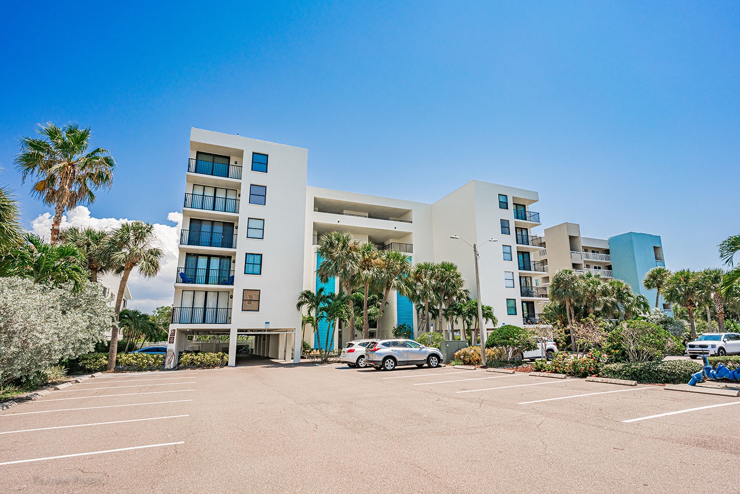Watch sunsets over the Gulf of Mexico from the Community Sunset Deck on the top floor.