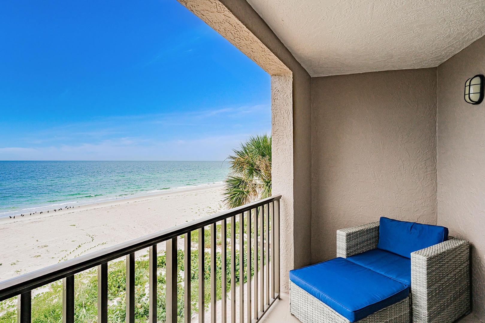 Looking slightly northward up the beach