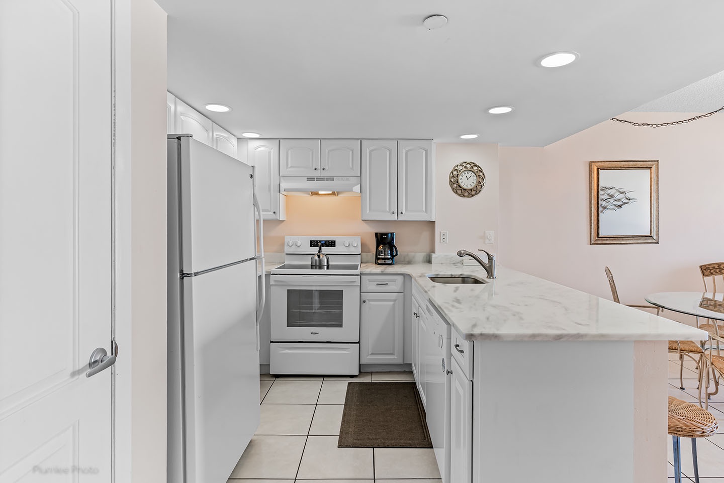 Fully appointed kitchen