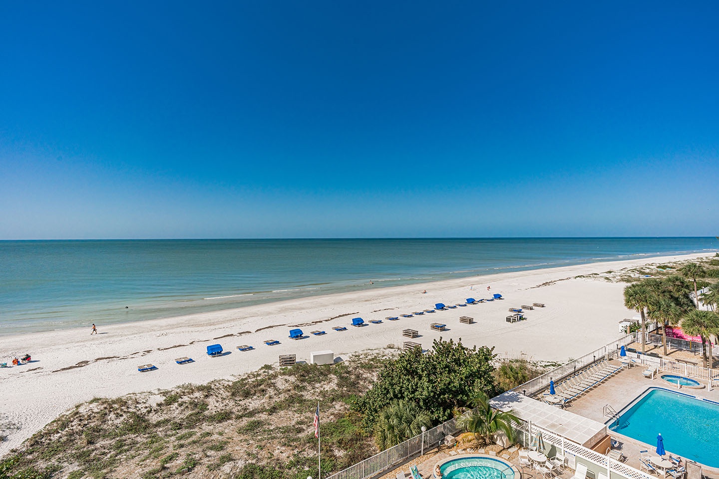 Cabanas on the beach available to rent