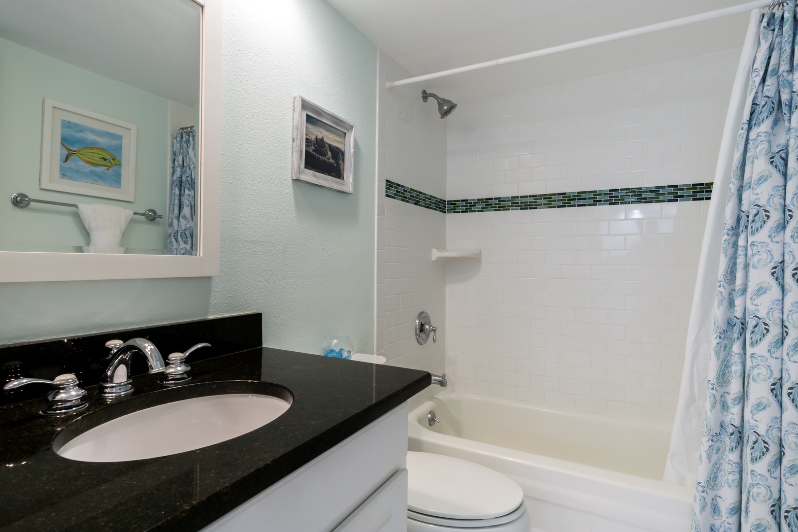 Hallway bathroom with tub