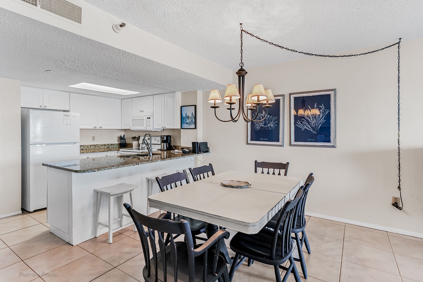 Breakfast bar seating too