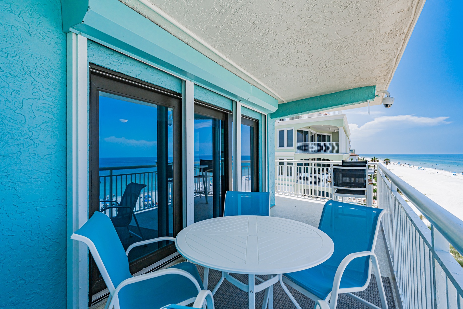Picture yourself sipping morning coffee at your private table, watching the Gulf waves roll in. This breezy balcony offers unobstructed beachfront views and comfortable seating—your perfect spot to unwind and soak in the coastal beauty.