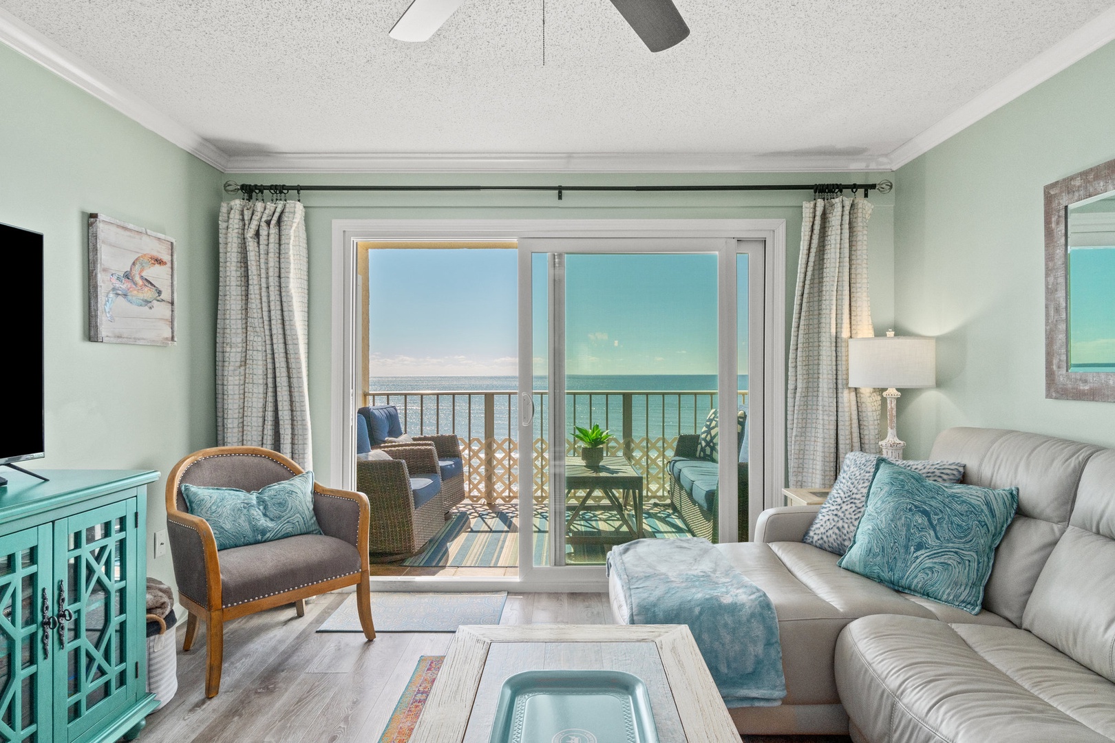 Regency Towers Panama City Beach | Official Onsite Rental Program