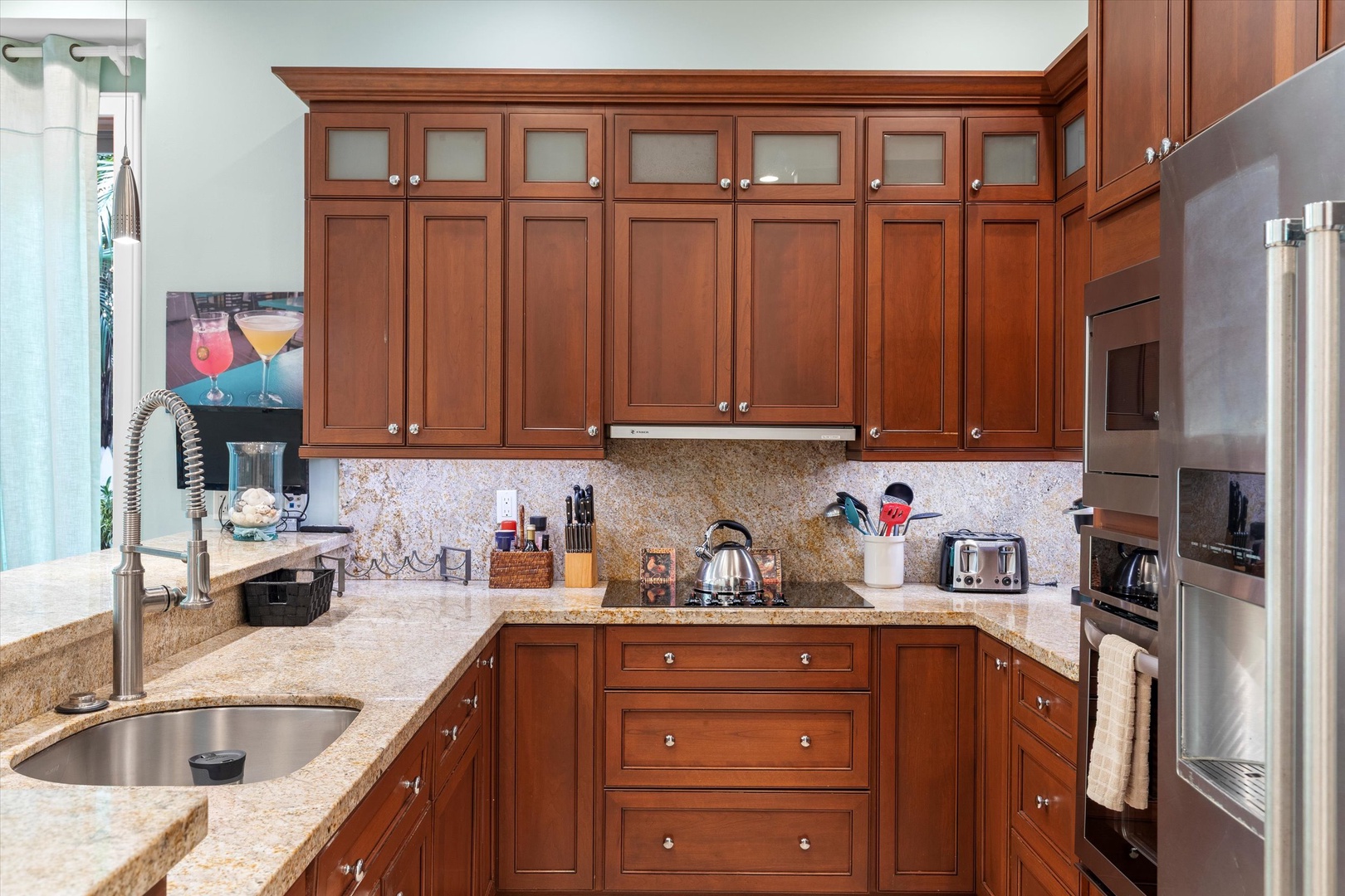 Full Kitchen