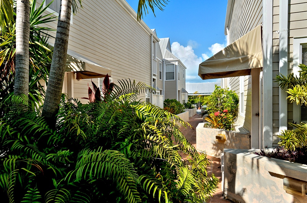 Walkway to condo Duval Square Penthouse Key West