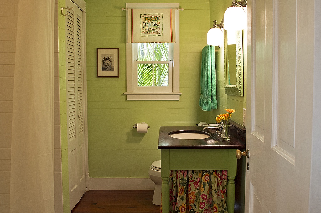 Downstairs Bathroom