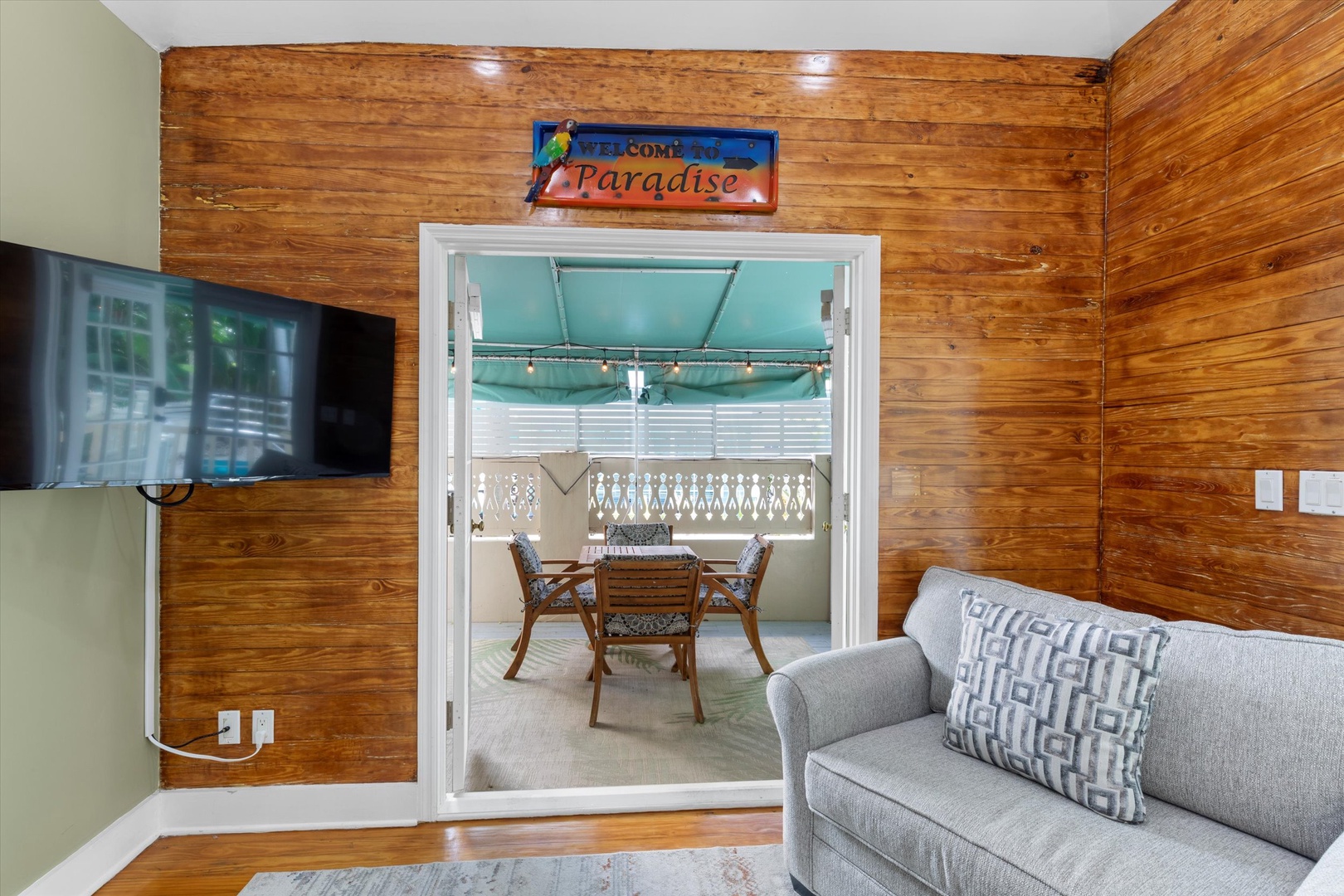 French door entry living room / outdoor seating