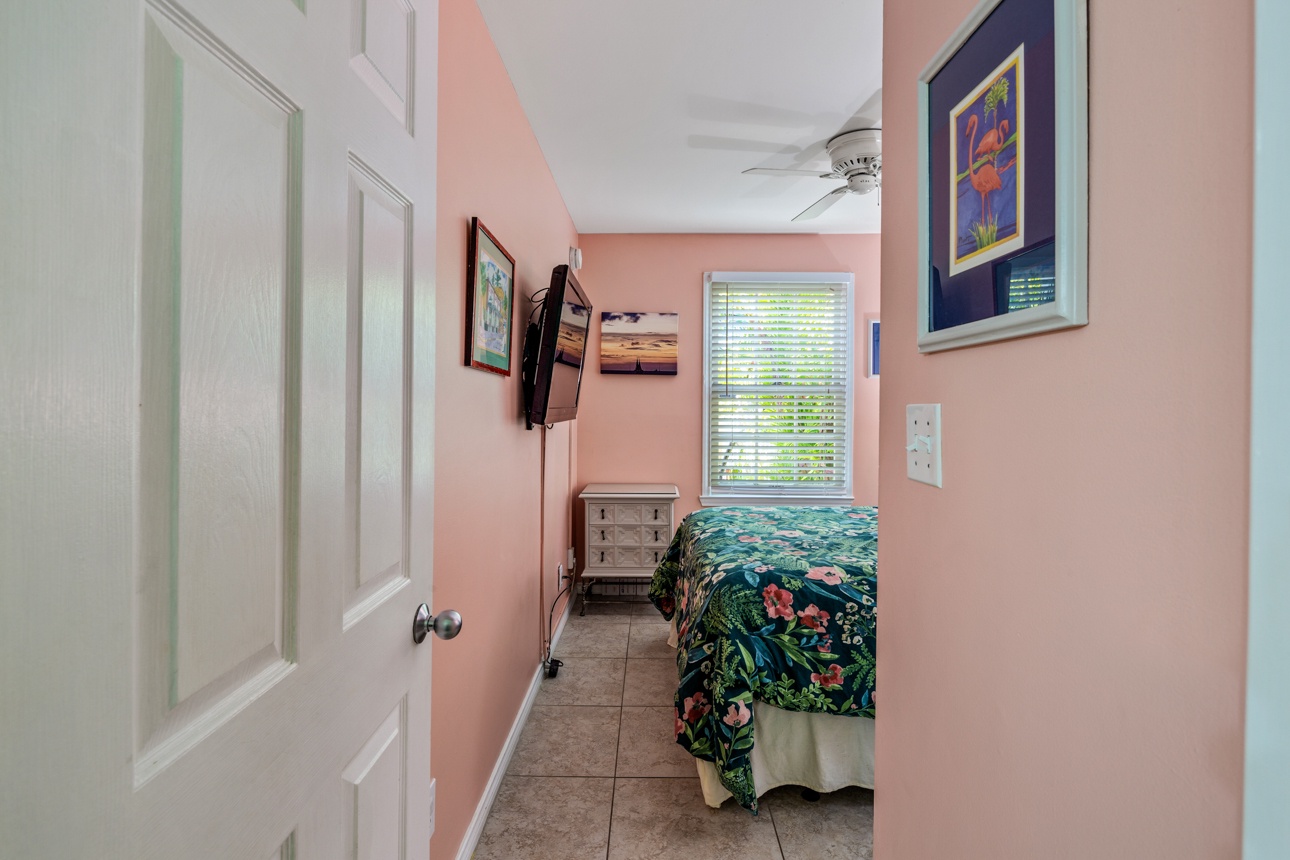 Main Bedroom Shipyard Palms @ Truman Annex