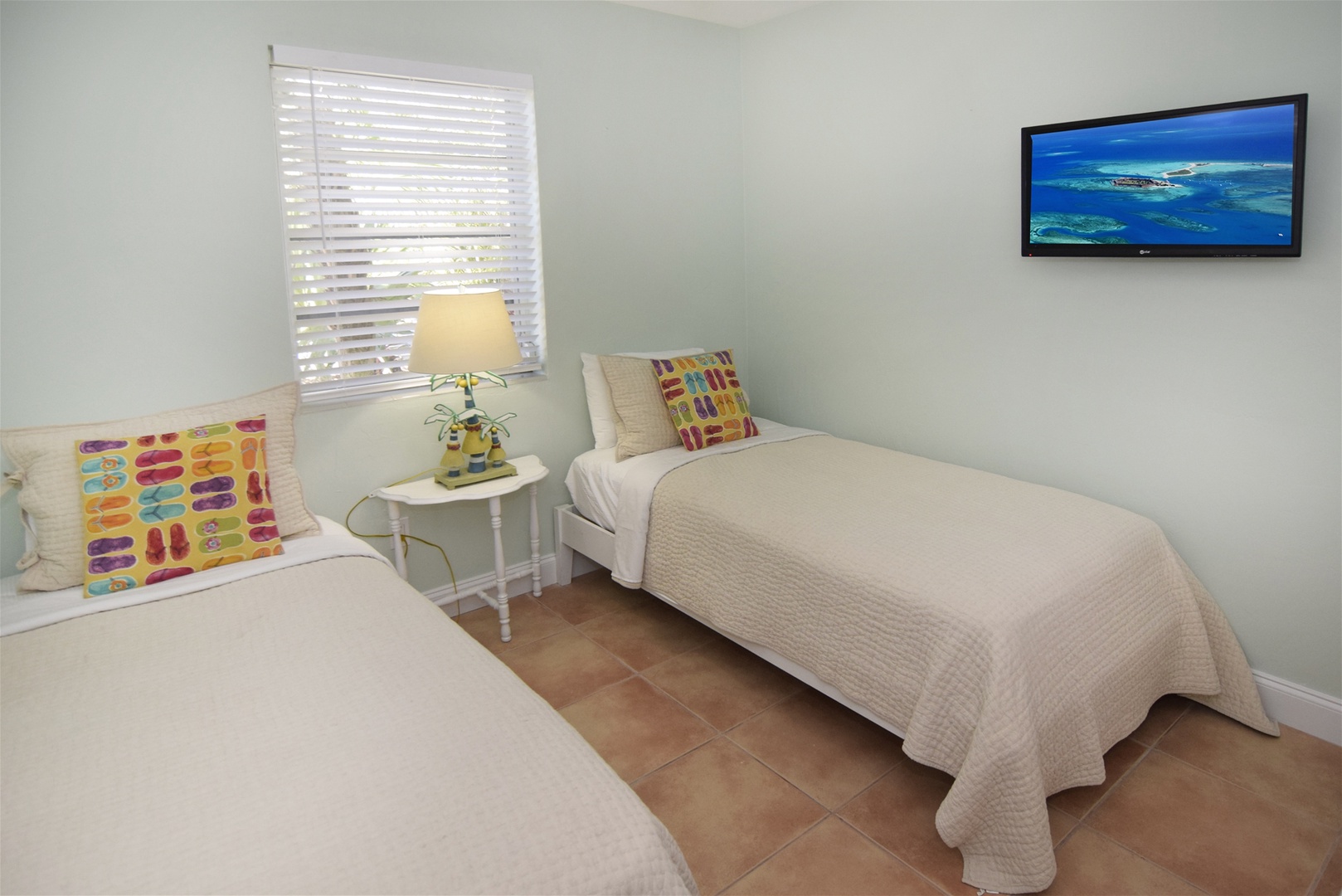 twin-bedroom