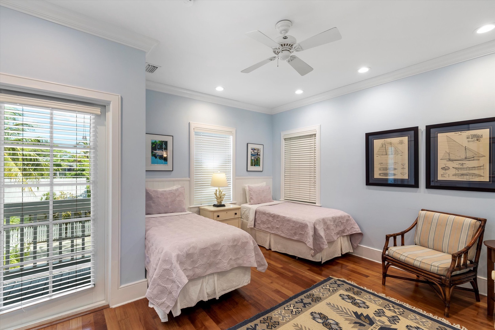 3rd bedroom - 2 Twins - upstairs