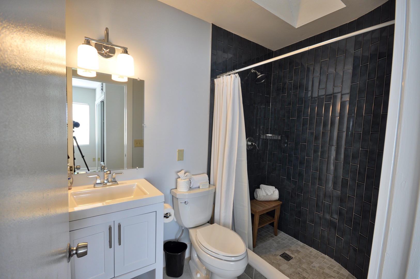 2nd Bath Ensuite Duval Square Penthouse