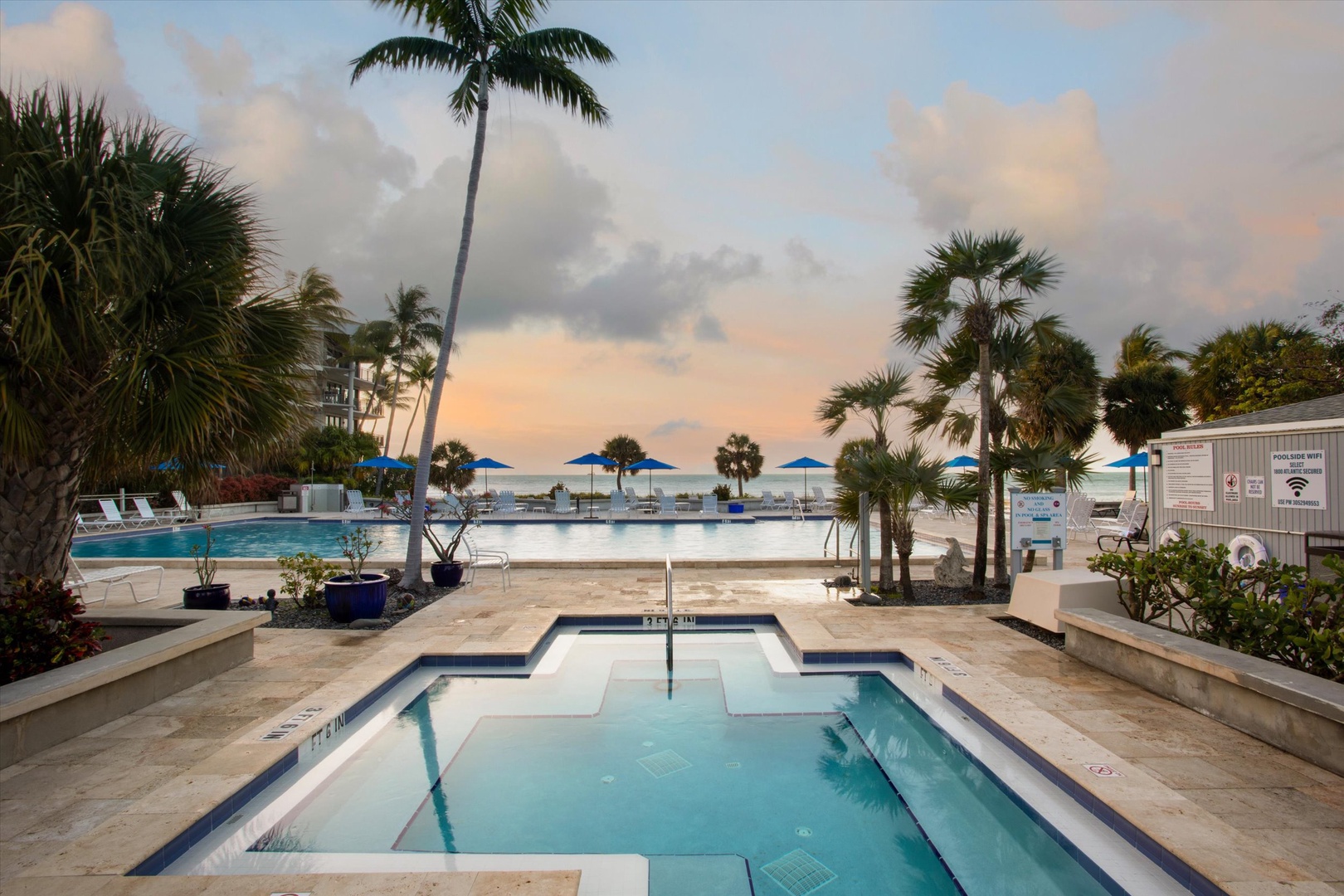 Large, Shared Pool Vista Fresco at 1800 Atlantic