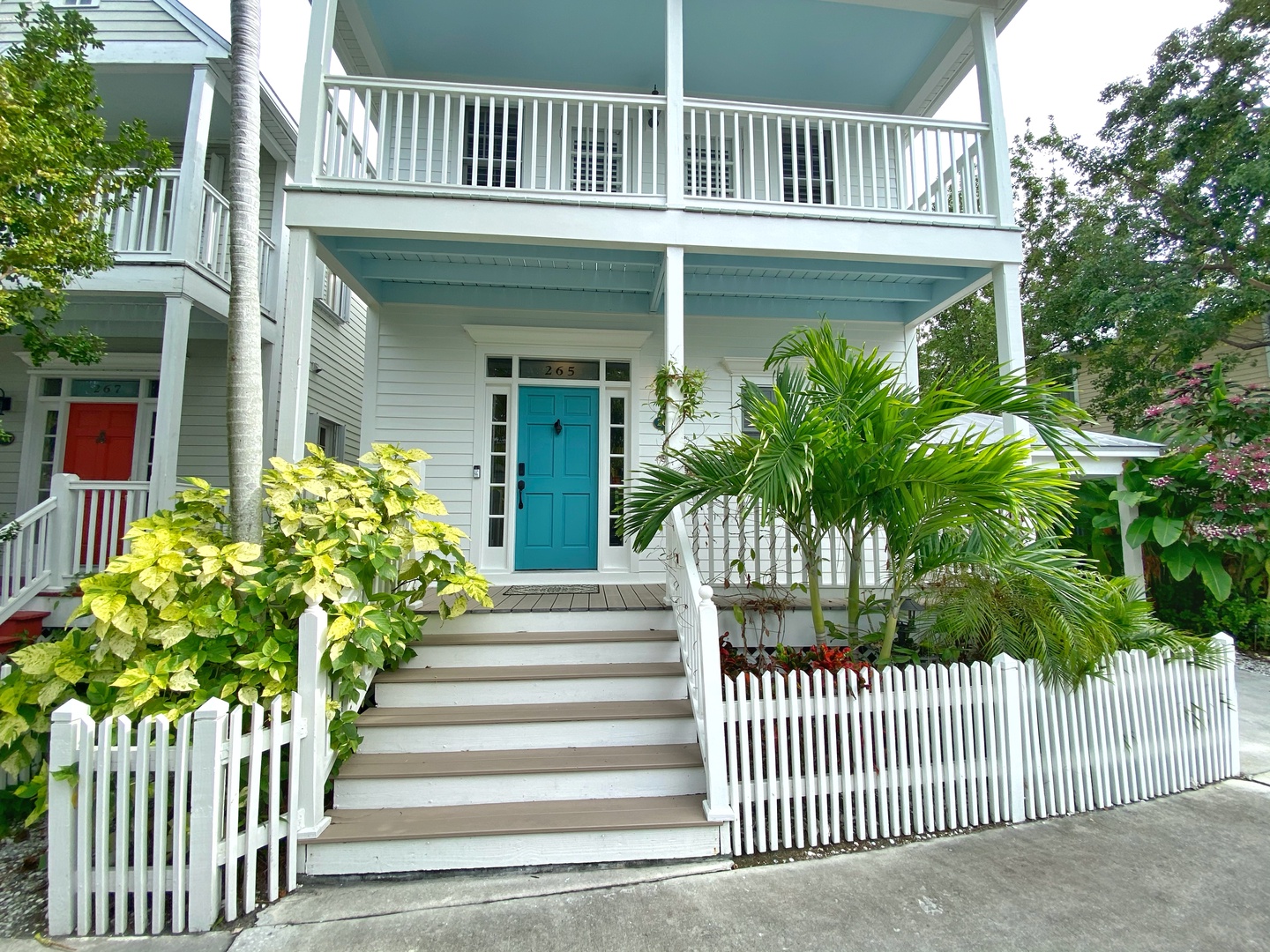 Entrance Sanctuary Retreat @ Key West Golf Club