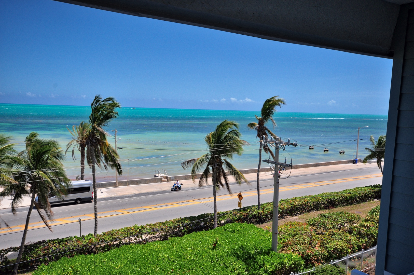 Private Balcony View Ocean Vista @ La Brisa