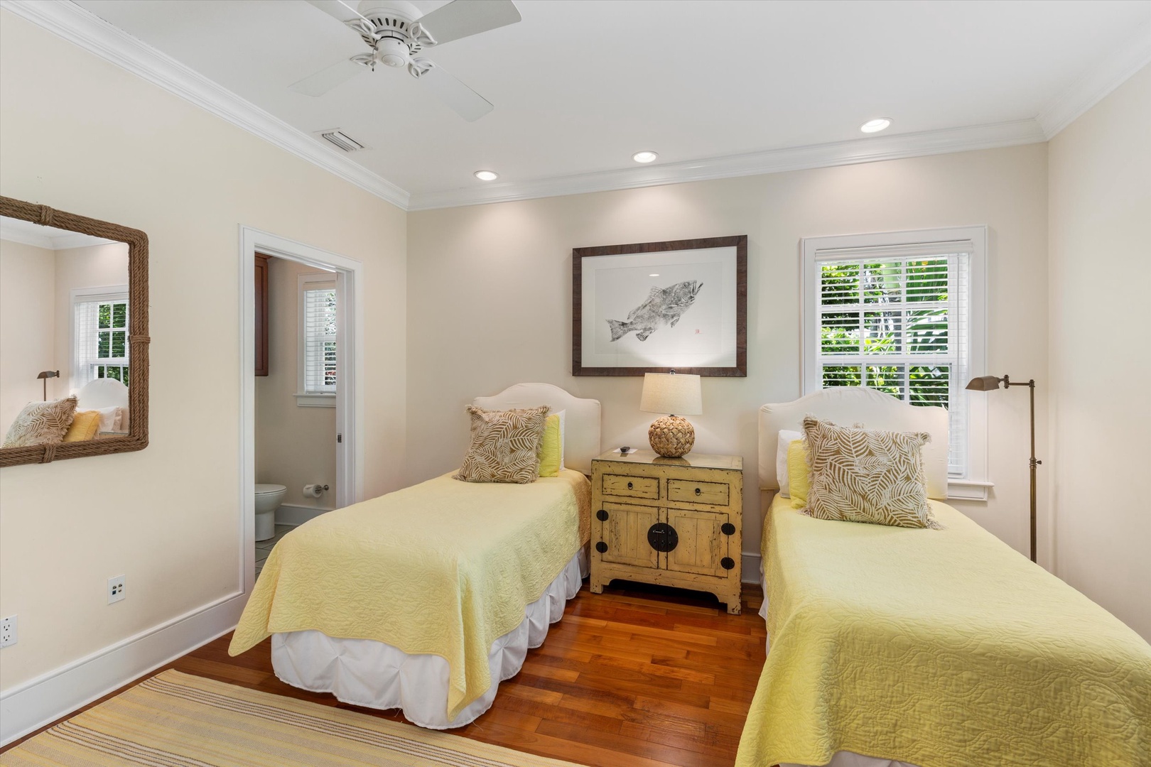 3rd bedroom - 2 Twins - upstairs