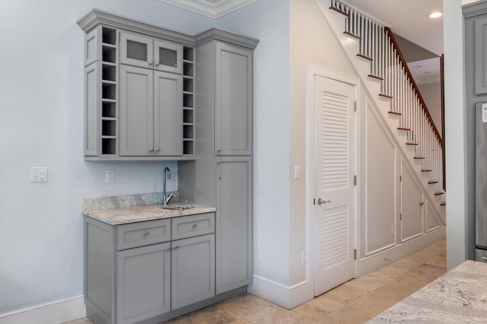 Wet bar