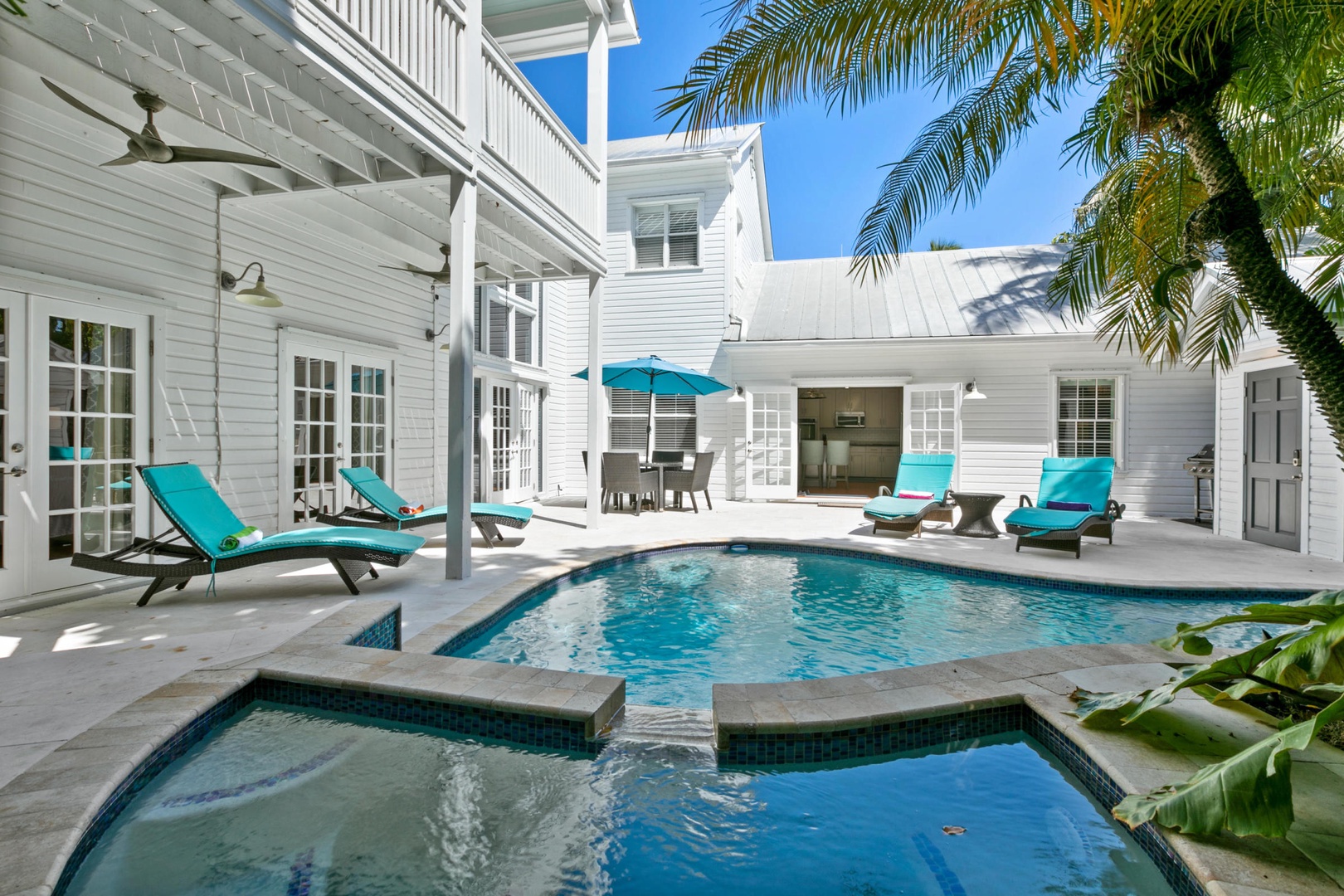 Private Pool and Jacuzzi Villa Bella Key West