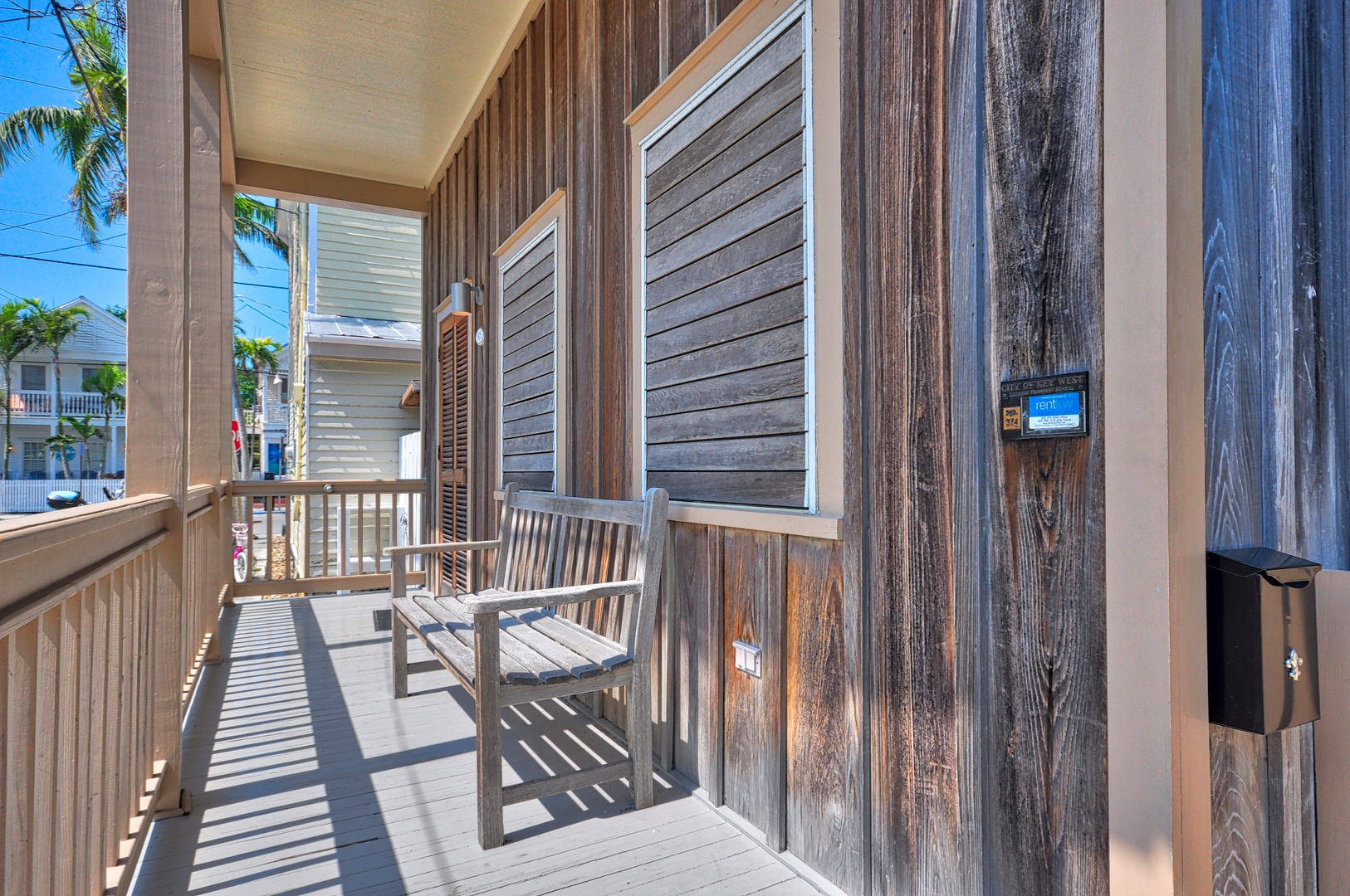 Front Porch Living Room Pete's Cottages Key West