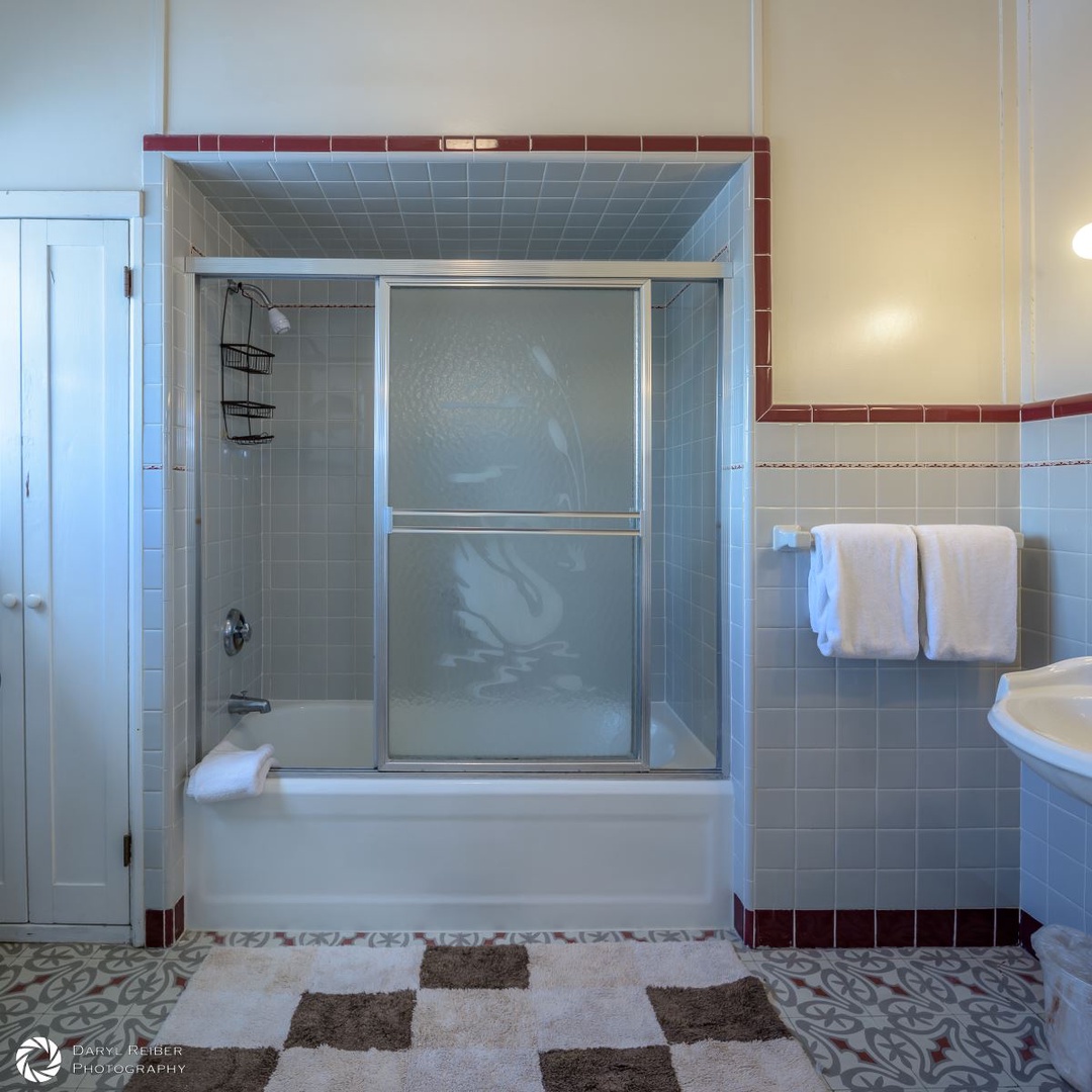 2nd Full bathroom