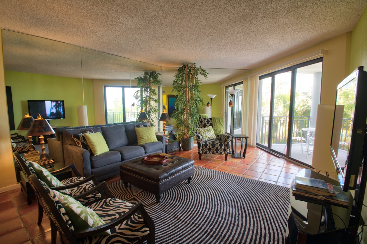 Living Room Vista Fresco at 1800 Atlantic Key West