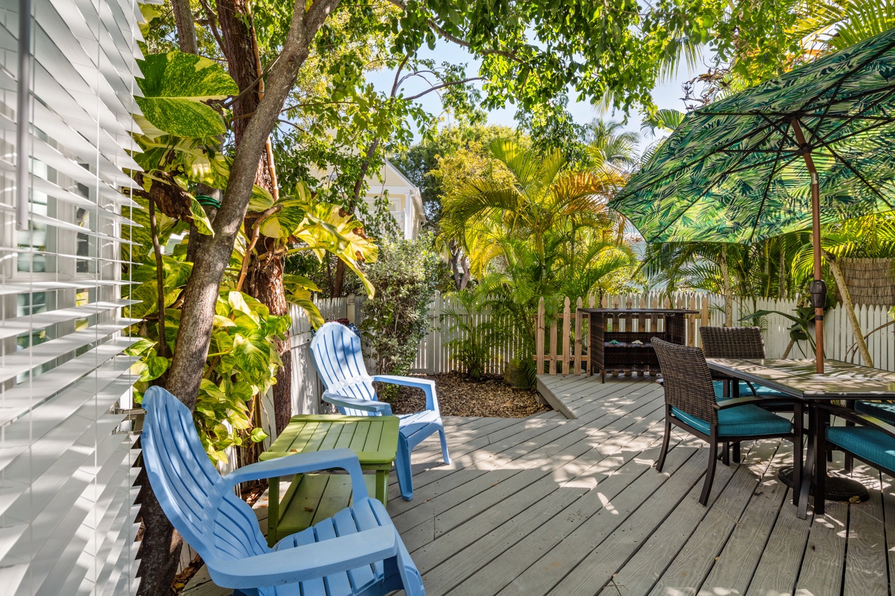 Private Deck Shipyard Palms @ Truman Annex