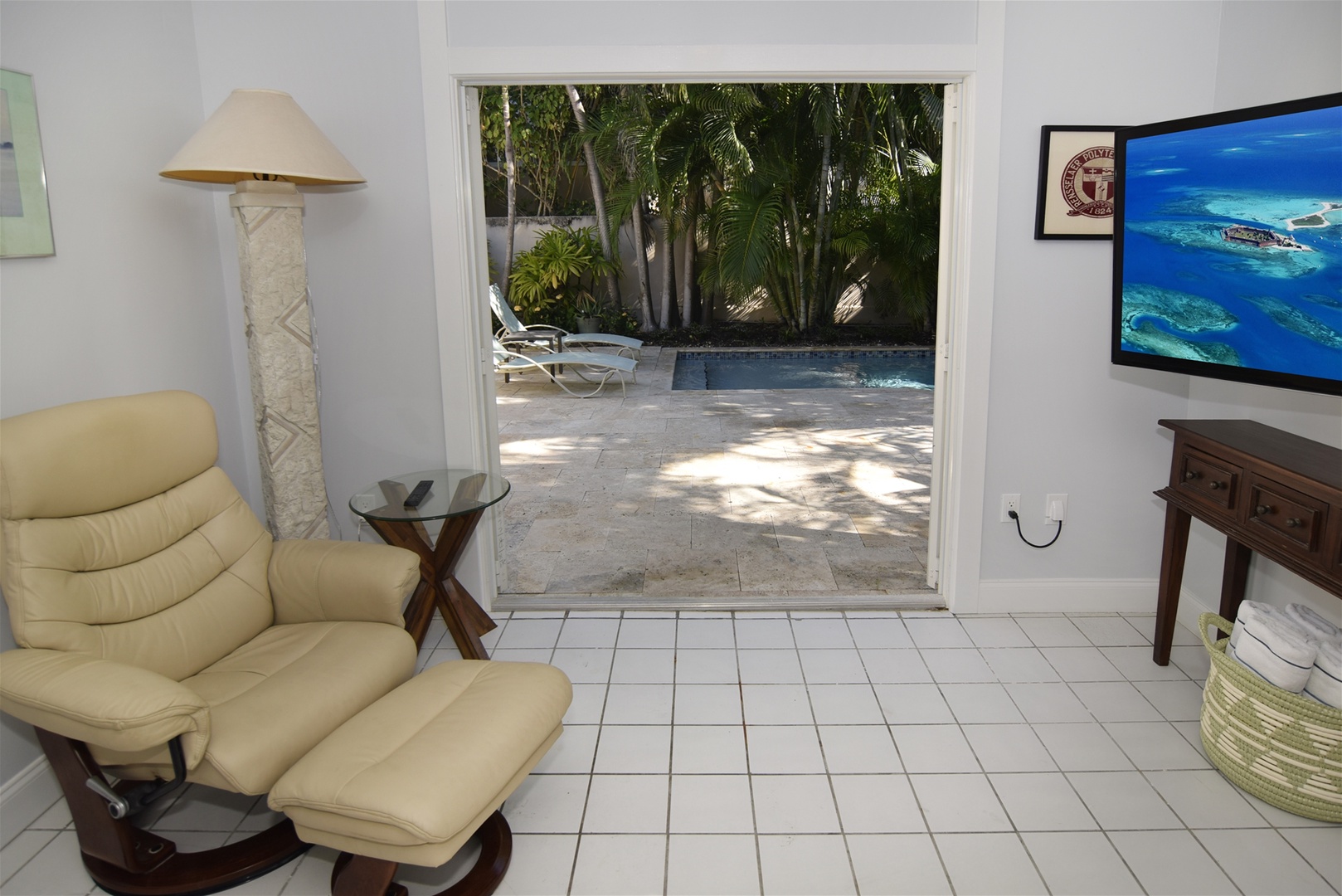 frenchdoors-pool