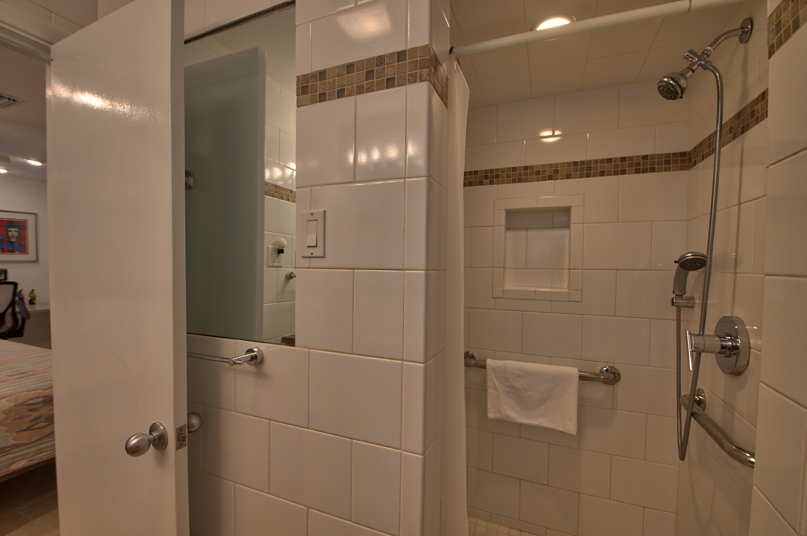 Bath 2 Ensuite Villa de Palmas Key West