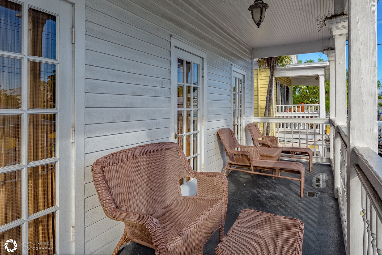 Balcony with seating