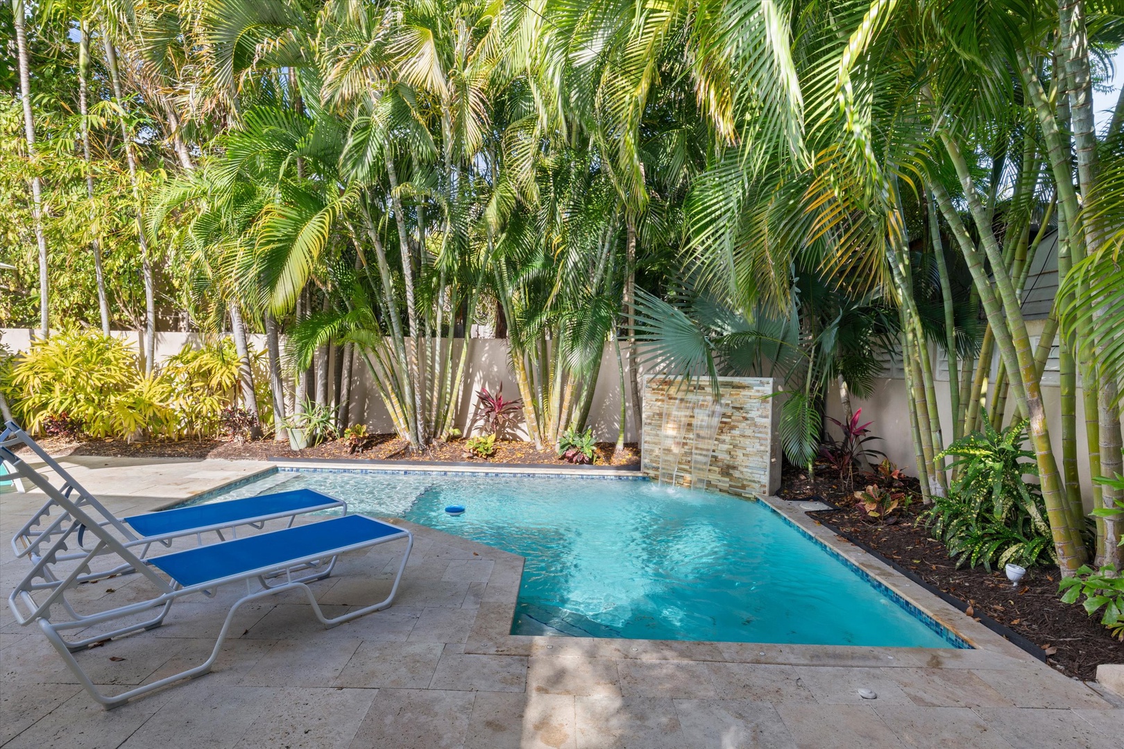Pool/fountain and lounge chairs