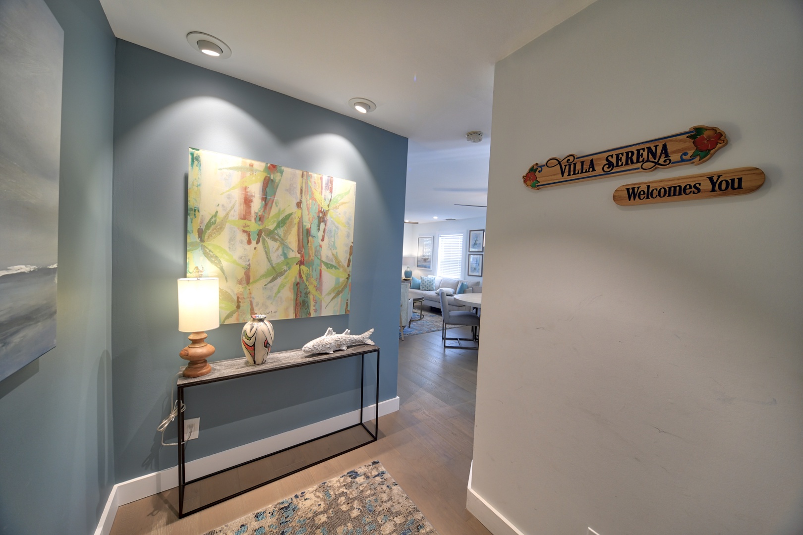 Entryway Villa Serena @ Duval Square