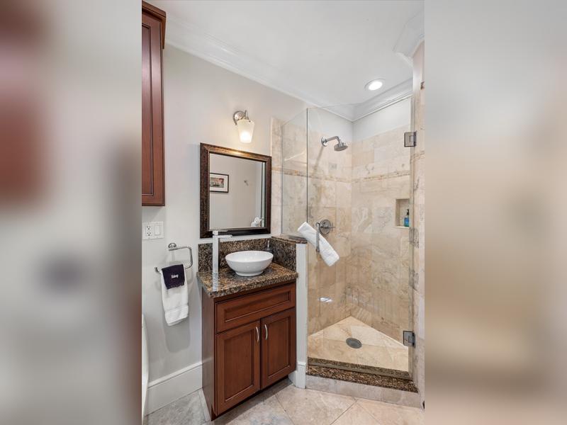 Ensuite bathroom downstairs - shower only