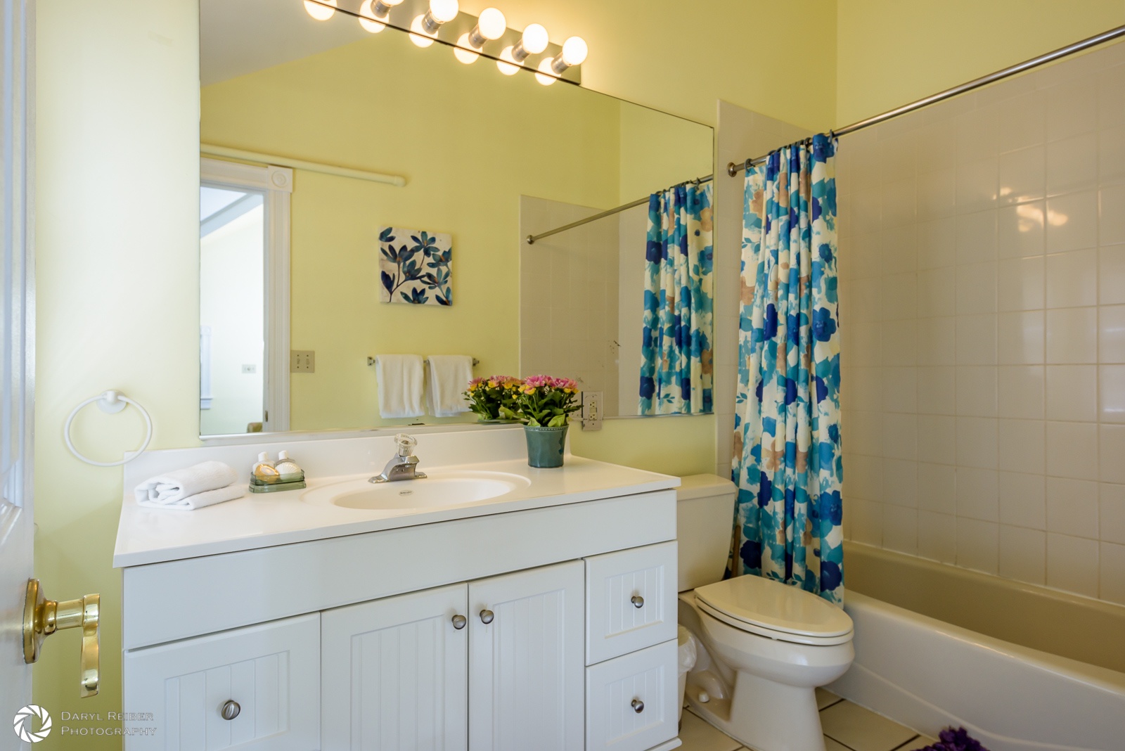 Main Loft Ensuite Bathroom