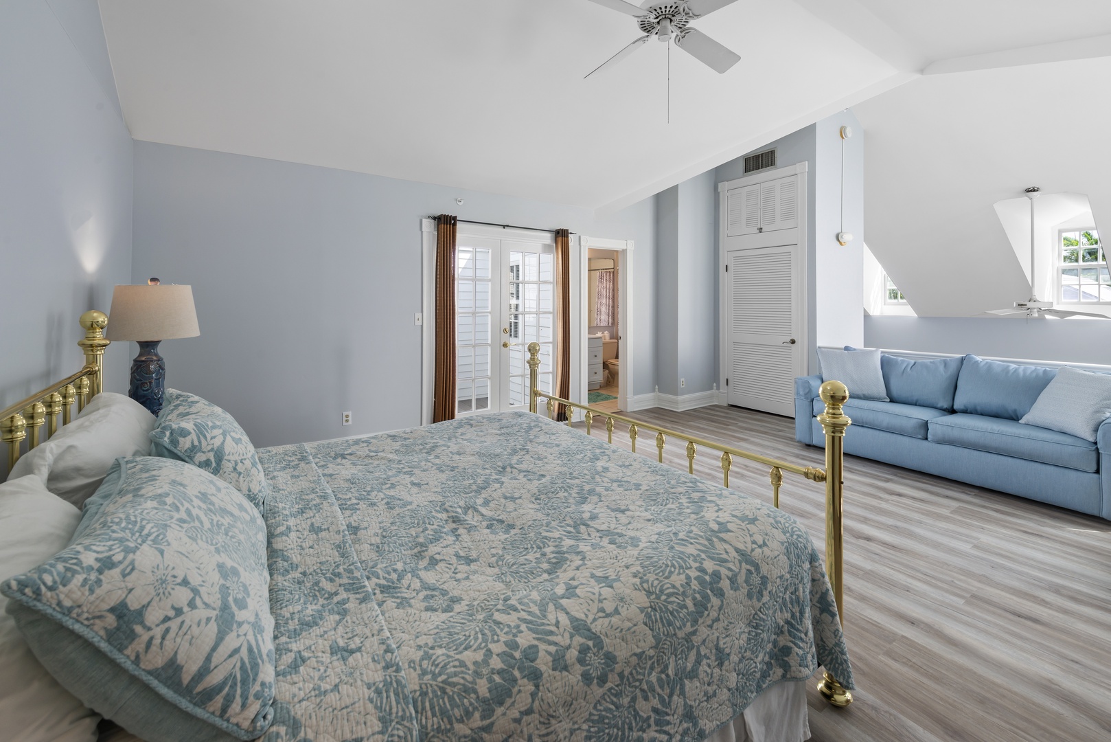 A Cuban Club Suite