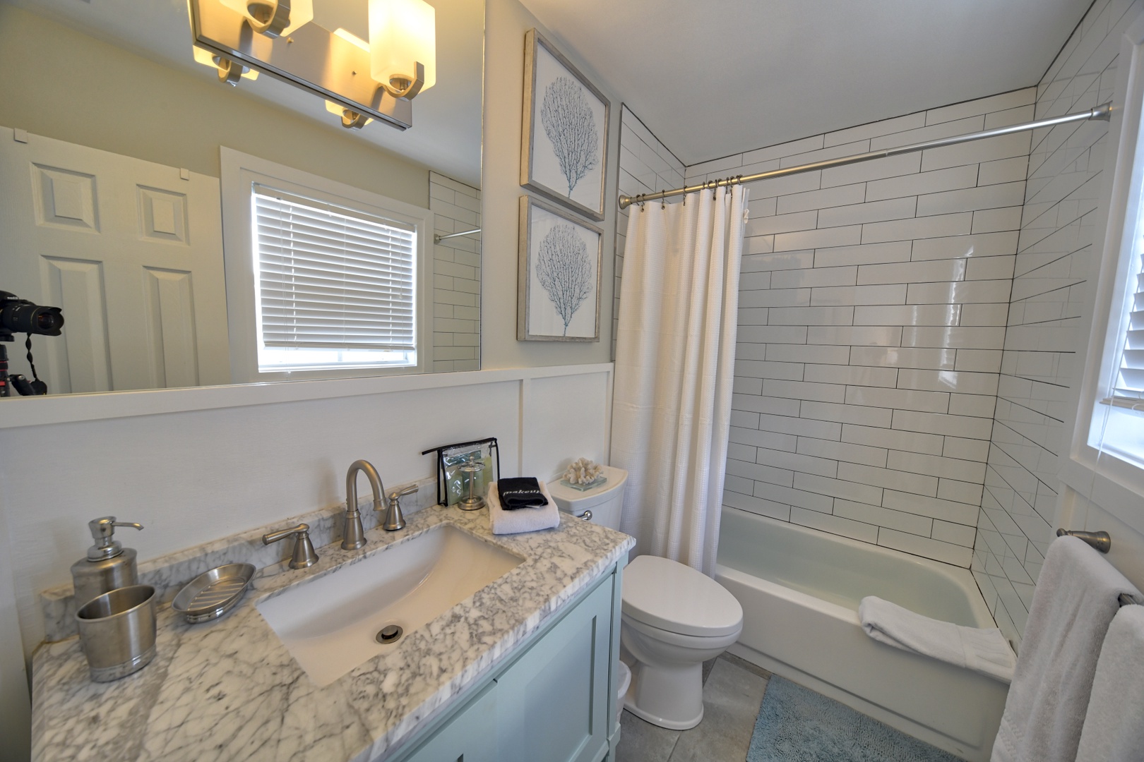 2nd Bath Ensuite Villa Serena @ Duval Square Key West