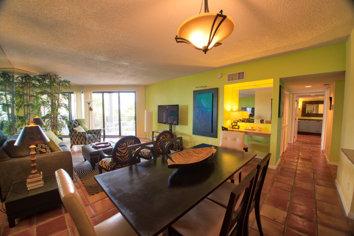 Dining Area Vista Fresco at 1800 Atlantic Key West