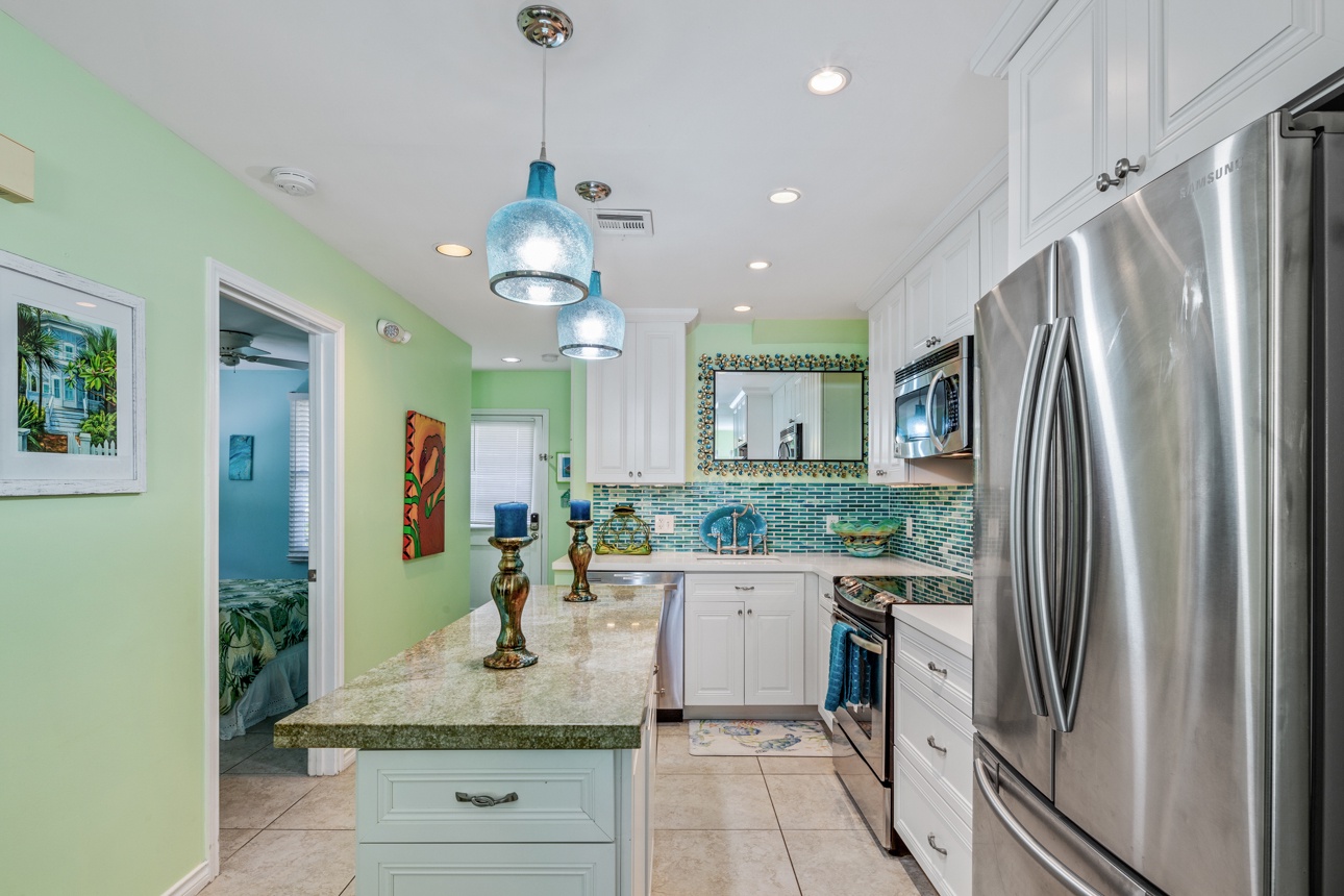 Kitchen Shipyard Palms @ Truman Annex