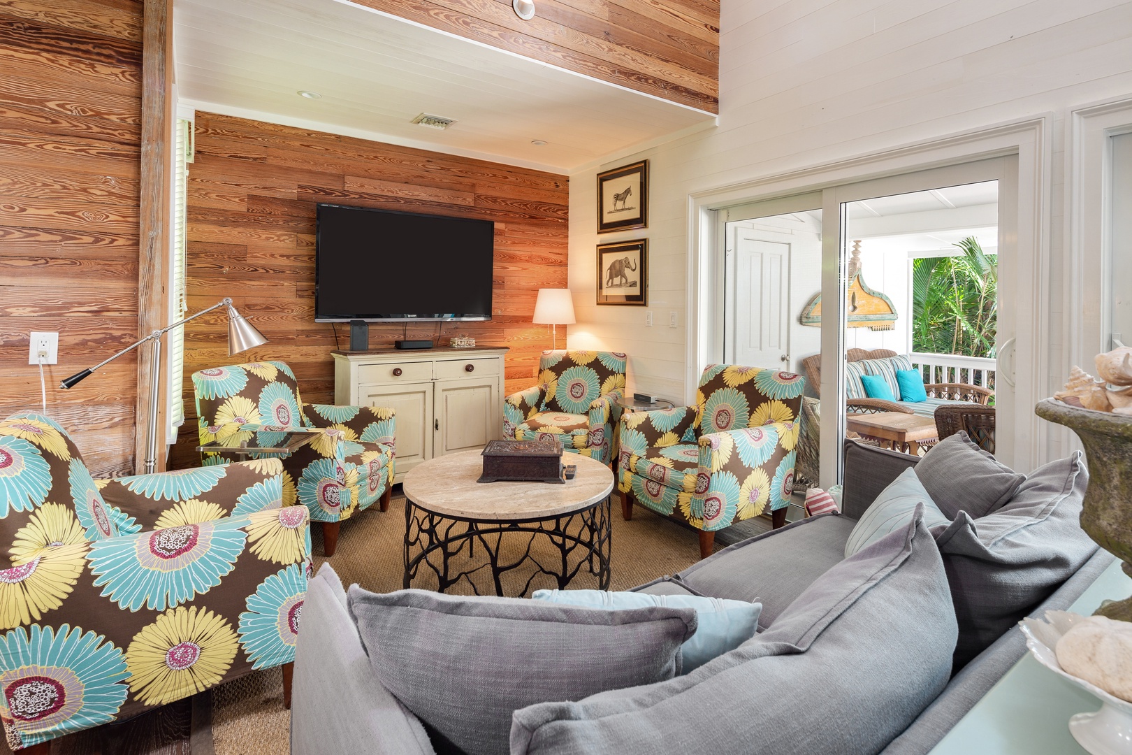 Living Room Island Charm Cottage Key West