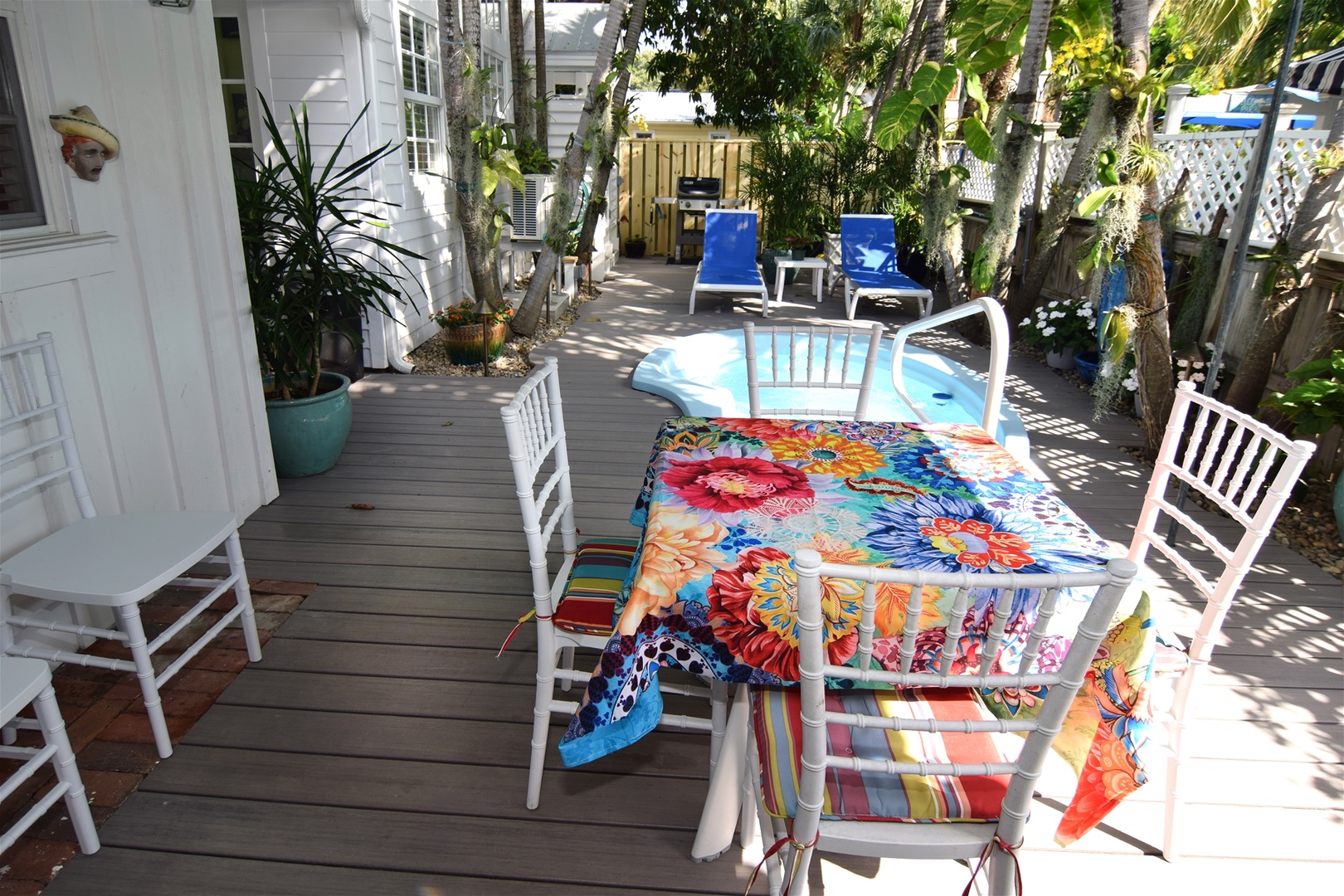 backyard-table